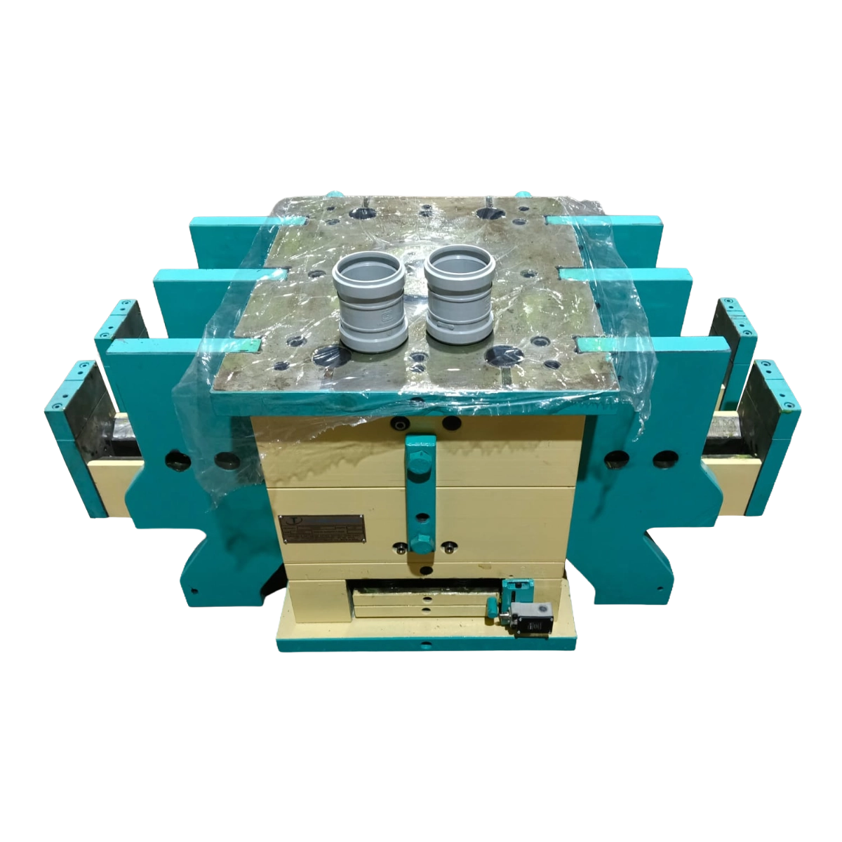 SWR collapsible coupler mould